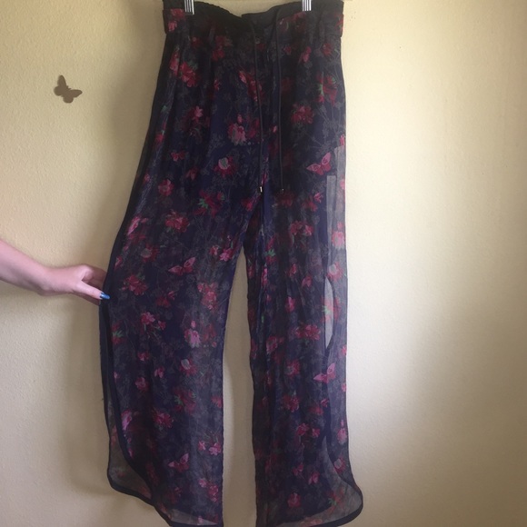 Sacai Pants - ✨Host Pick✨ Sacai floral/butterfly Palazzo pants